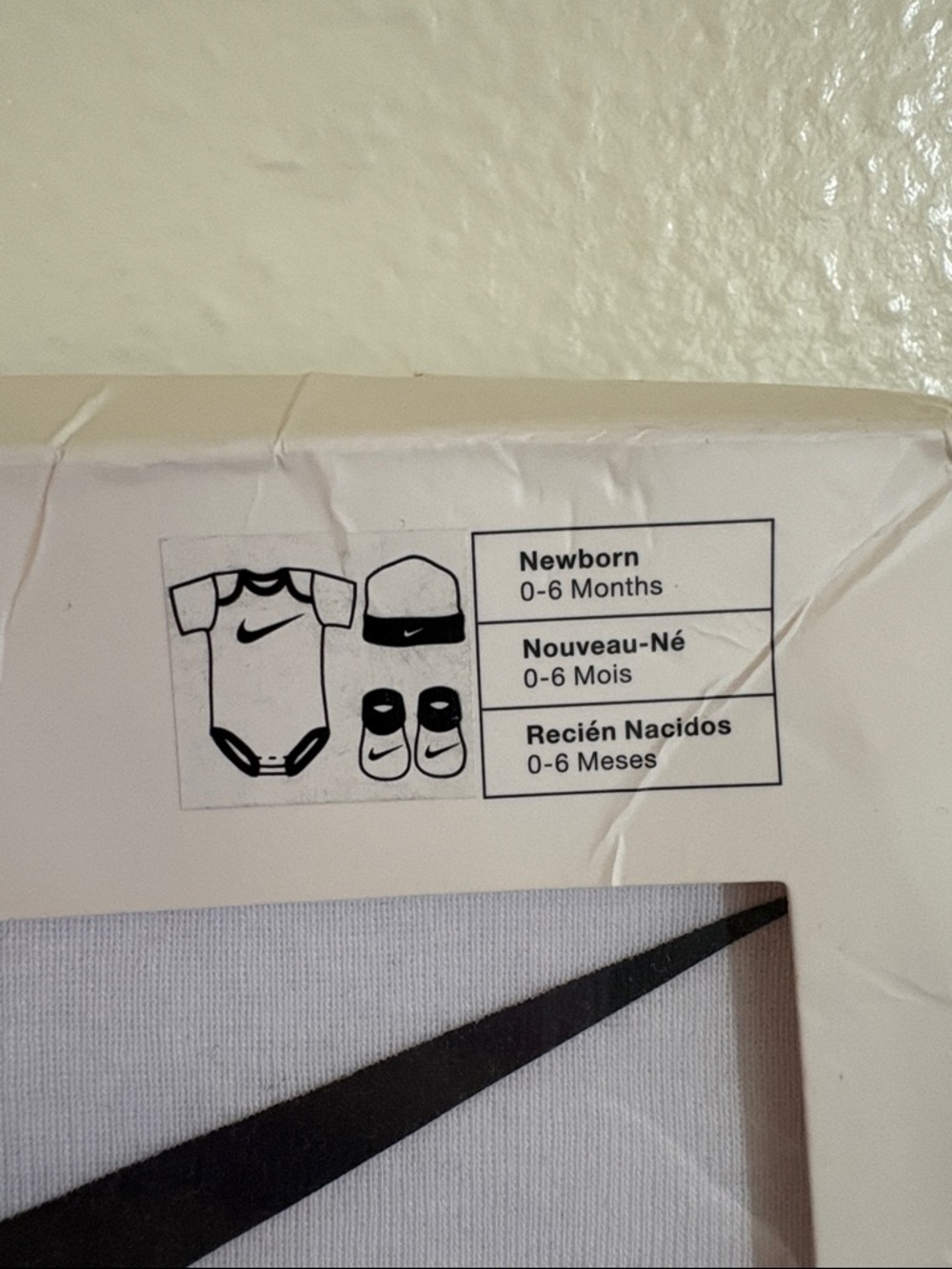 Nike Baby 3-Piece Set in White & Black - Picture 2 of 2